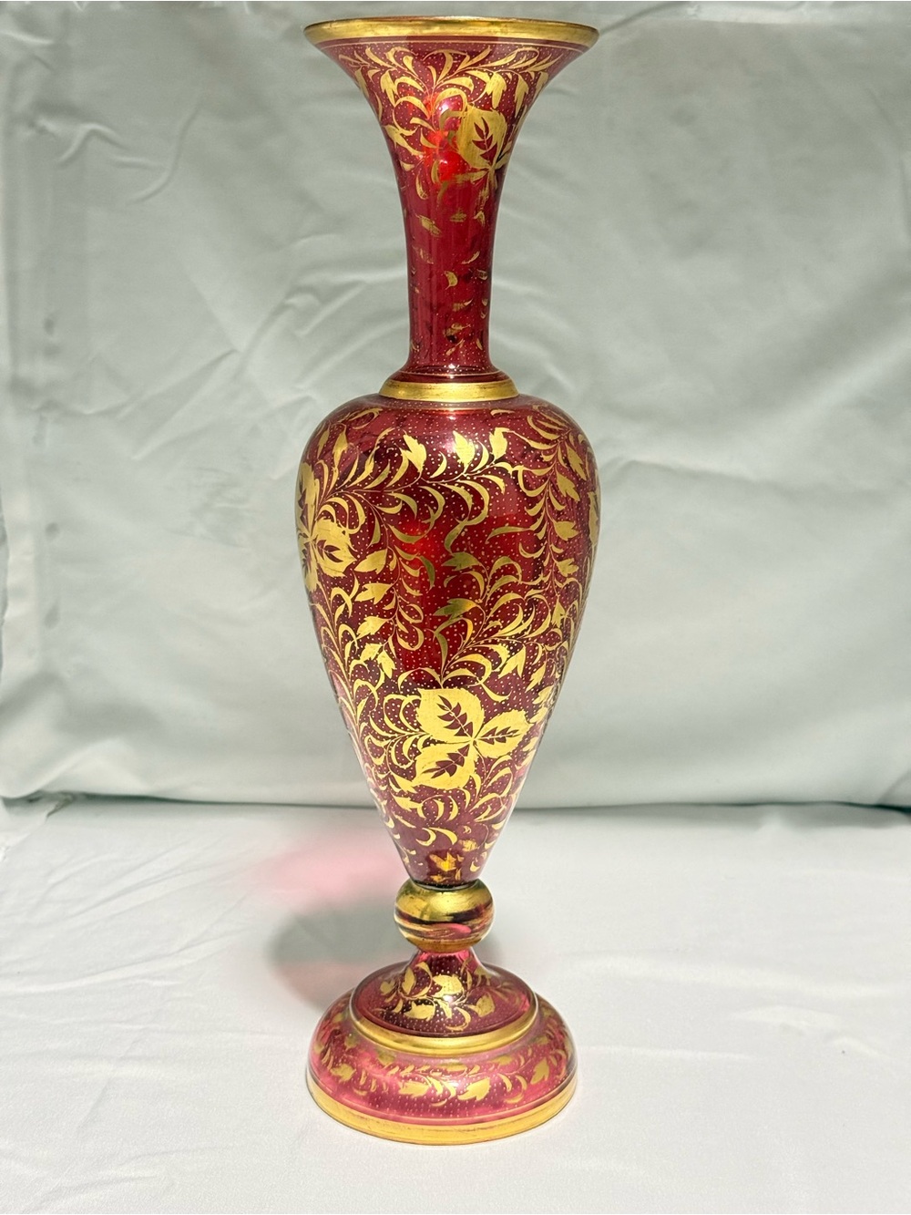 Antique 15.5” Bohemian Cranberry Glass Vase - Hand Painted Portrait & Gold Gilt - Picture 4 of 9